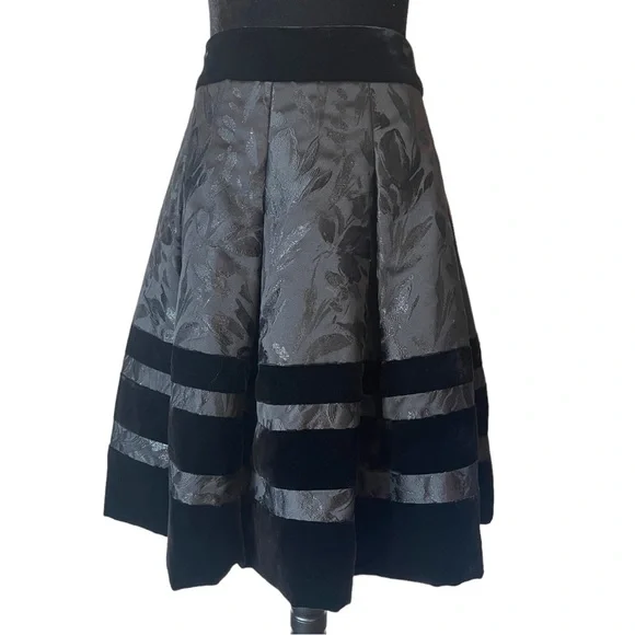 Badgley Mischka Black Cocktail Dress Skirt - Picture 3 of 12